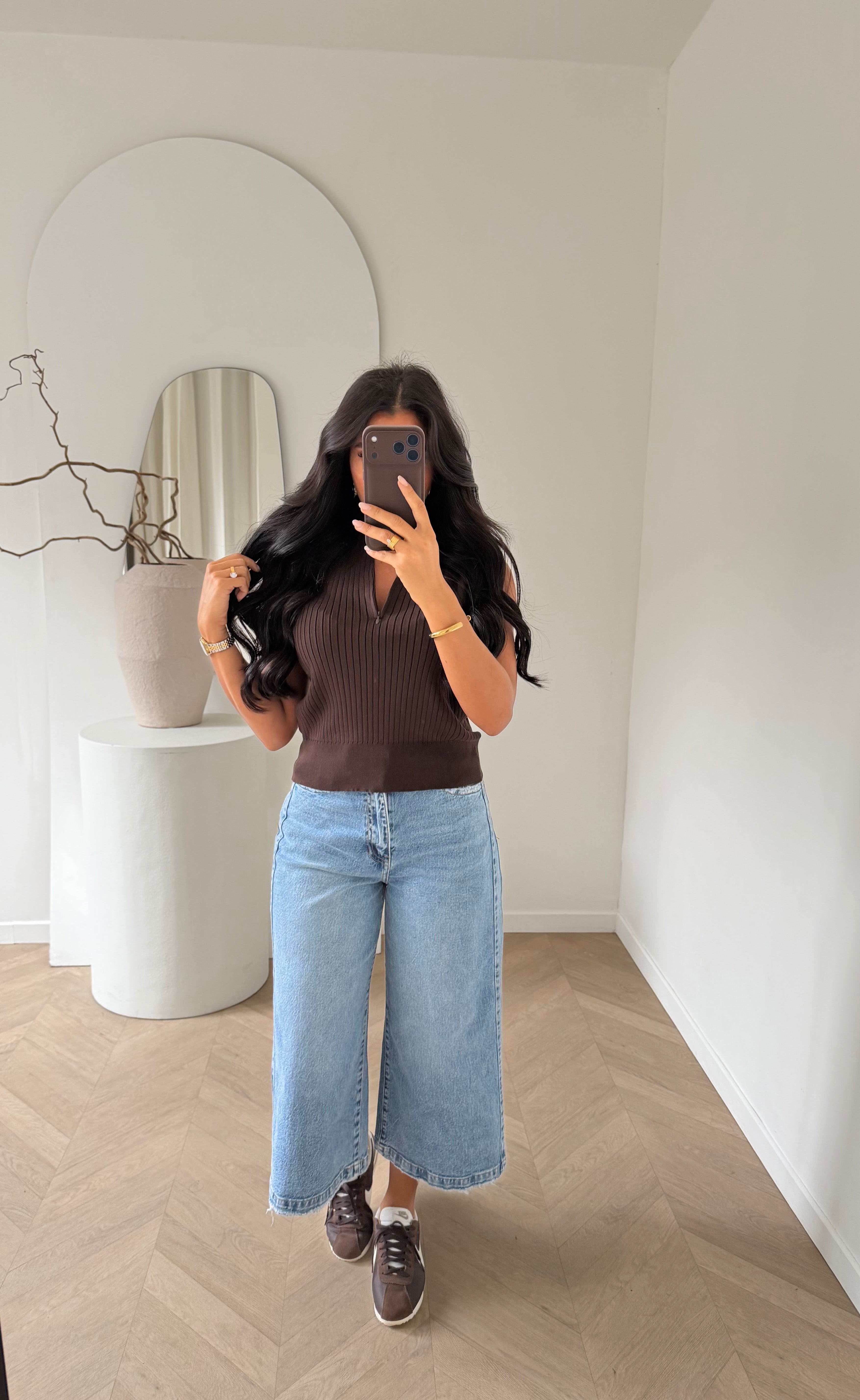 Top MIRABELLE
