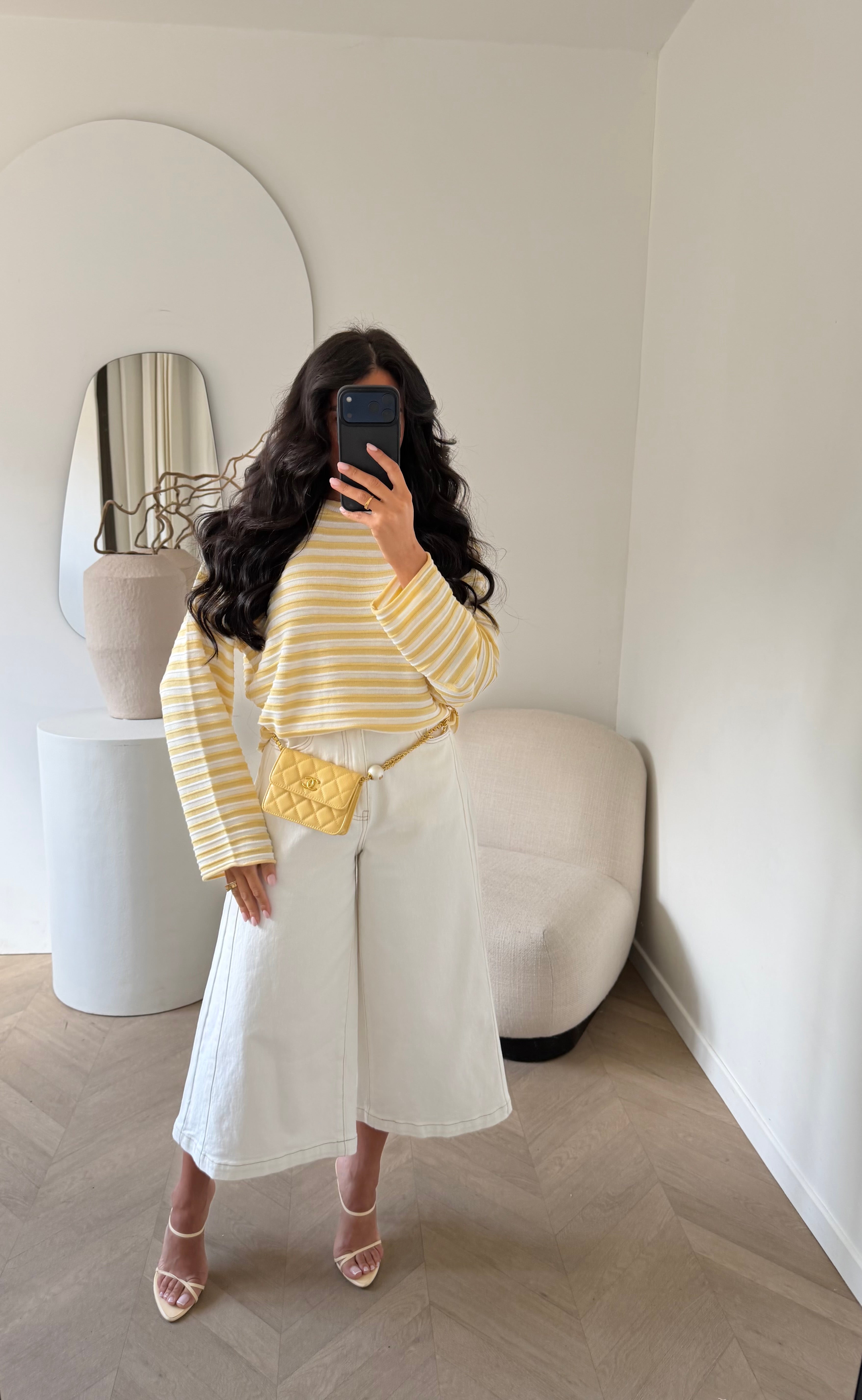 Top IZÏA